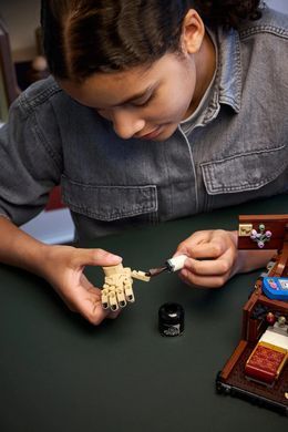 Конструктор LEGO Wednesday Квартира Речі