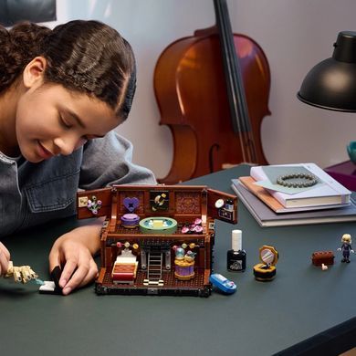 Конструктор LEGO Wednesday Квартира Речі