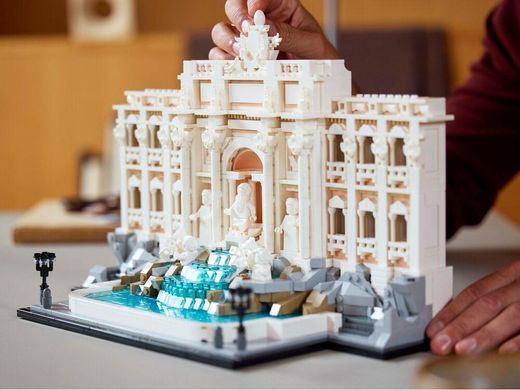Конструктор LEGO Architecture Фонтан Треви 21062