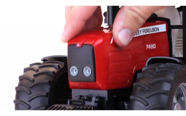 Машинка игрушечная Bruder - трактор Масей с прицепом