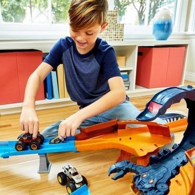 Трек Hot Wheels Monster Trucks Жало Скорпіона (GNB05)