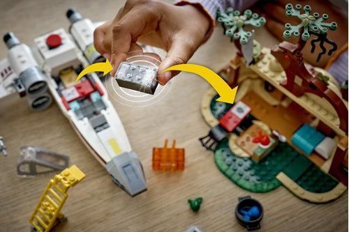 LEGO&reg; Star Wars&trade; SMART Play&trade;: X-Wing Люка (Червоний-5) 75423