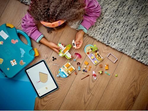 Конструктор LEGO Friends Творча валіза для подорожей і відпочинку на пляжі 42672