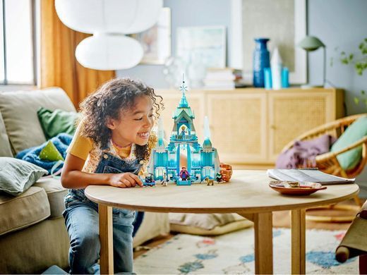 LEGO&reg; ǀ Disney Frozen Ледовый дворец Эльзы 43244
