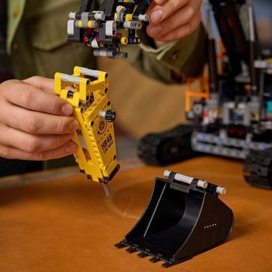 LEGO&reg; Technic Экскаватор Volvo EC500 Hybrid Набор, Подарок для взрослых 42215