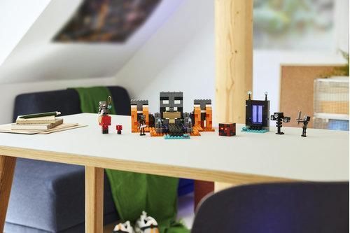 LEGO Minecraft Битва за Візер 21590