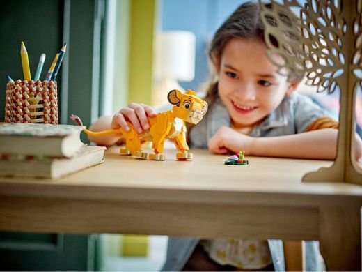 LEGO&reg; ǀ Disney Левеня Сімба 43243