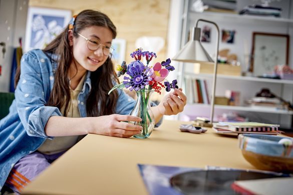 LEGO&reg; Botanicals Olivia Rodrigo&rsquo;s Flower Bouquet 11507