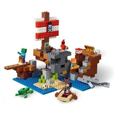 Конструктор LEGO Minecraft Пригоди на піратському кораблі 21152
