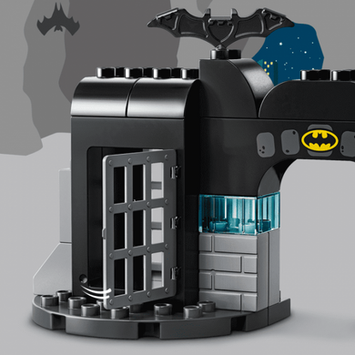 Конструктор LEGO DUPLO Super Heroes Печера Бетмена 33 деталі 10919