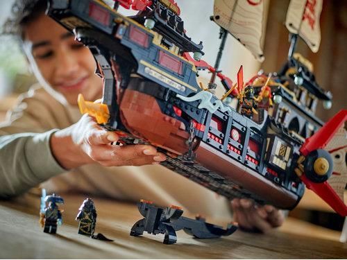 LEGO&reg; NINJAGO&reg; Щедрость храма Конструктор игрушечного корабля 71848