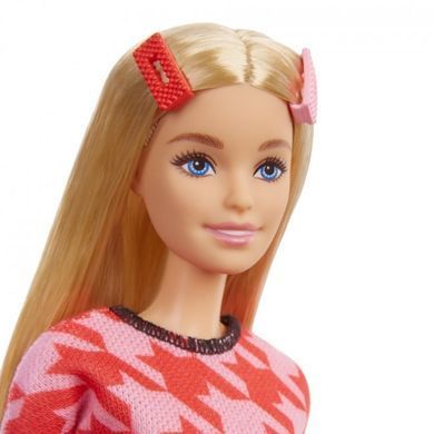 Кукла Barbie "Модница" в костюме в ломаную клетку GRB59