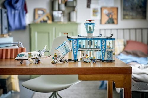 LEGO City Аеропорт із літаком 60502