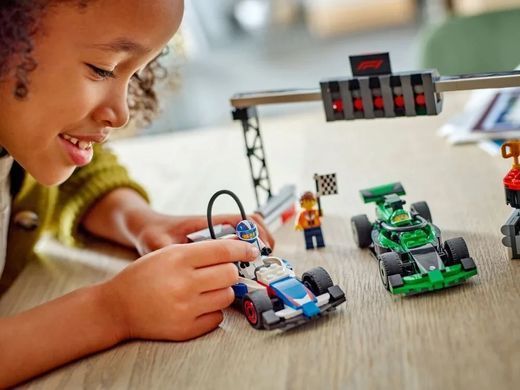 LEGO&reg; City F1 Grid з VCARB та гоночними автомобілями Sauber 60474