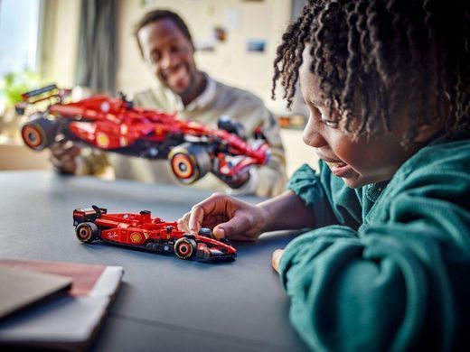 Конструктор LEGO Technic Ferrari SF-24 F1 42207