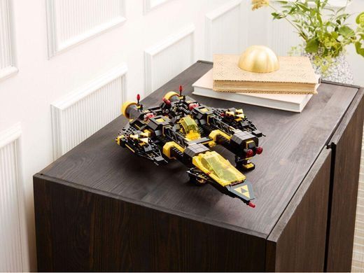Конструктор LEGO Icons Блектрон Ренегат 10355