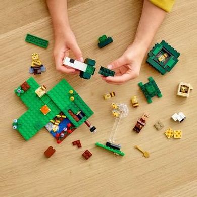 Конструктор LEGO Minecraft Пасека 21165