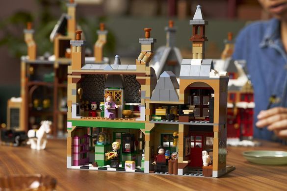 LEGO&reg; Harry Potter&trade; Село Гоґсмід &mdash; колекційне видання 76457