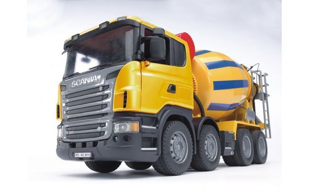 Іграшка бетоновоз Scania Bruder 03554