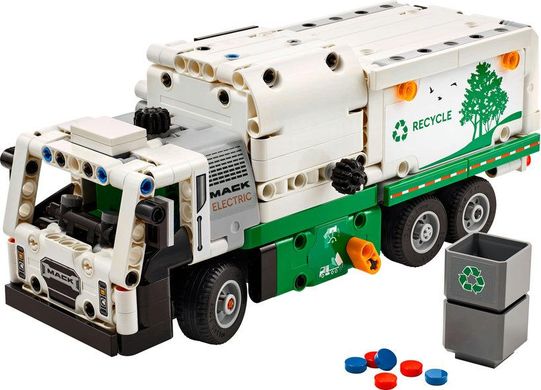LEGO® Technic Сміттєвоз Mack® LR Electric (42166)