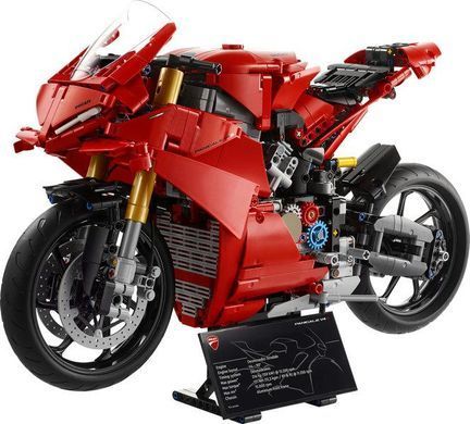 Конструктор LEGO Technic Мотоцикл Ducati Panigale V4 S 42202
