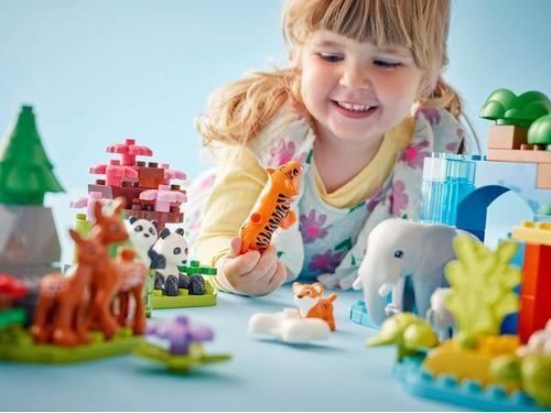 Конструктор LEGO DUPLO Сімейства диких тварин 3-в-1 10446