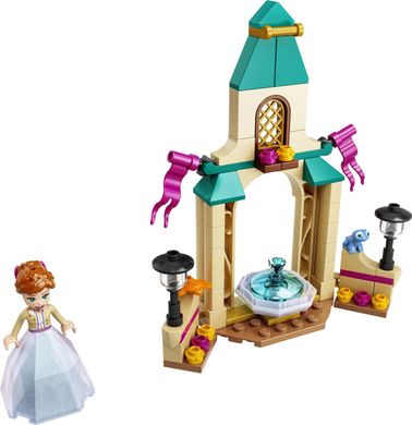 LEGO 43198 Disney Princess Подвір'я палацу Анни