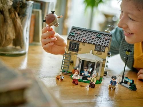 LEGO&reg; Harry Potter&trade; Привіт-драйв: візит тітки Мардж, Конструктор будинку 76451