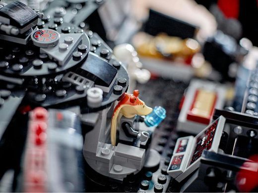 LEGO&reg; Star Wars&trade; Темний сокіл Конструктор транспорту 75389