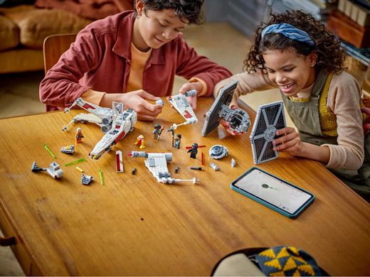 LEGO® Star Wars™ Збірний пакет «Винищувач TIE і Корабель X-wing» Набір 75393