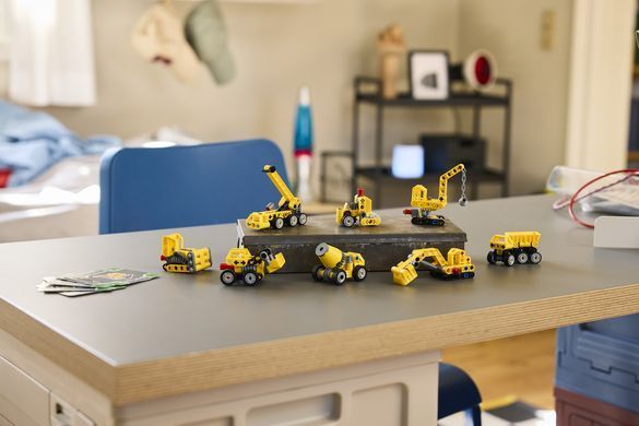 LEGO&reg; Technic Потужні машини 42233