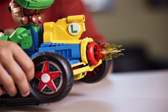LEGO&reg; Mario Kart &mdash; Luigi и Mach 8 72050