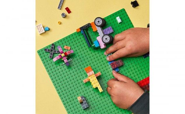Конструктор LEGO Базовая пластина зеленого цвета 11023