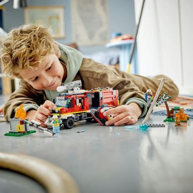 Конструктор LEGO&reg; LEGO City Пожежна машина 502 деталей (60374)