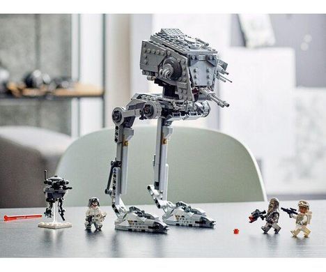 Конструктор LEGO Star Wars AT-ST на Хоті 75322