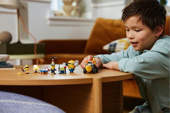 LEGO&reg; Нікчемний я 4 Посіпаки й банановий автомобіль 75580