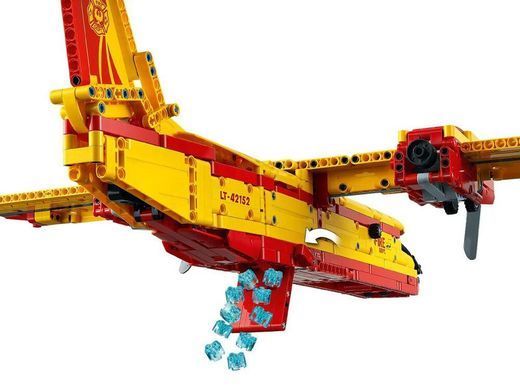 LEGO&reg; Technic Пожежний літак 42152