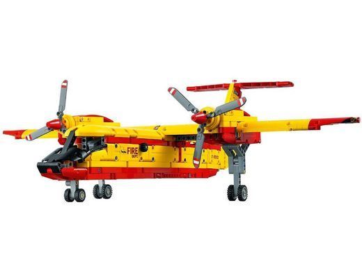 LEGO&reg; Technic Пожежний літак 42152