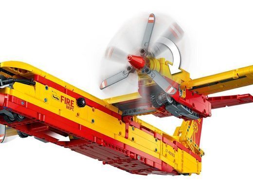 LEGO&reg; Technic Пожежний літак 42152