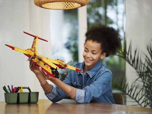 LEGO&reg; Technic Пожежний літак 42152