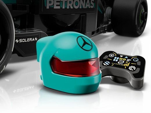 Конструктор LEGO Speed Champions Mercedes-AMG F1 W15 77244