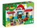 Конструктор LEGO DUPLO Конюшня на фермі 10868