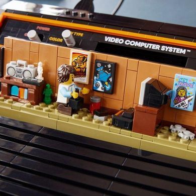 Конструктор LEGO Icons Atari 2600 2532 деталі 10306