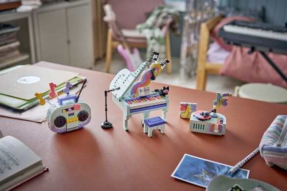 LEGO&reg; Creator 3 в 1 Музичний декор &laquo;Фортепіано з котом&raquo; 31392