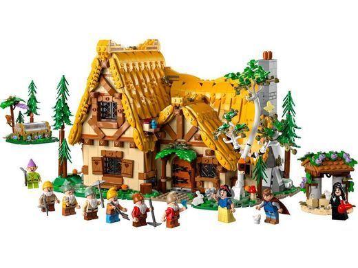 Конструктор Lego Disney Хижина Белоснежки и семи гномов 43242