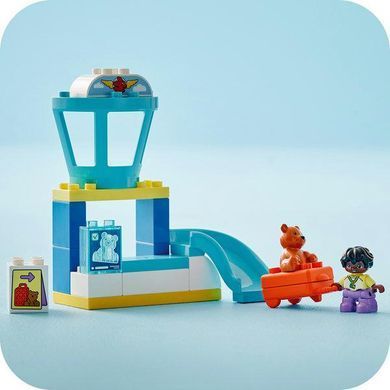 LEGO&reg; DUPLO&reg; Town Уперше в аеропорту Конструктор для творчої гри 10443