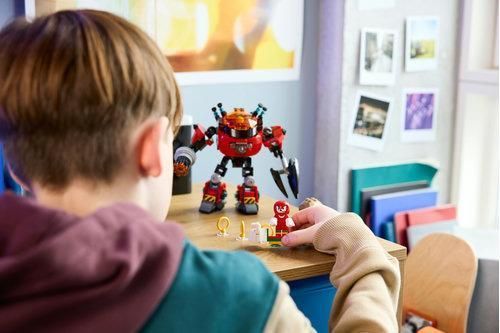 LEGO&reg; Sonic the Hedgehog&trade; Knuckles проти Dr. Eggman Egg Crusher Mech Ігровий набір 77005