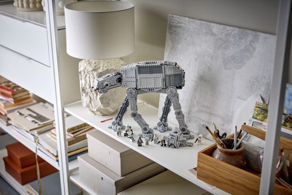 LEGO&reg; Star WarsTM Осколок Империи AT-ATTM с INT-4 75454