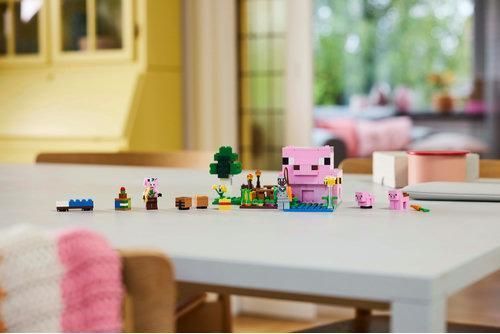 Конструктор LEGO Minecraft Будинок для поросят 21268
