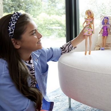 Лялька Barbie Fashionistas блондинка в сукні з фруктами HBV15